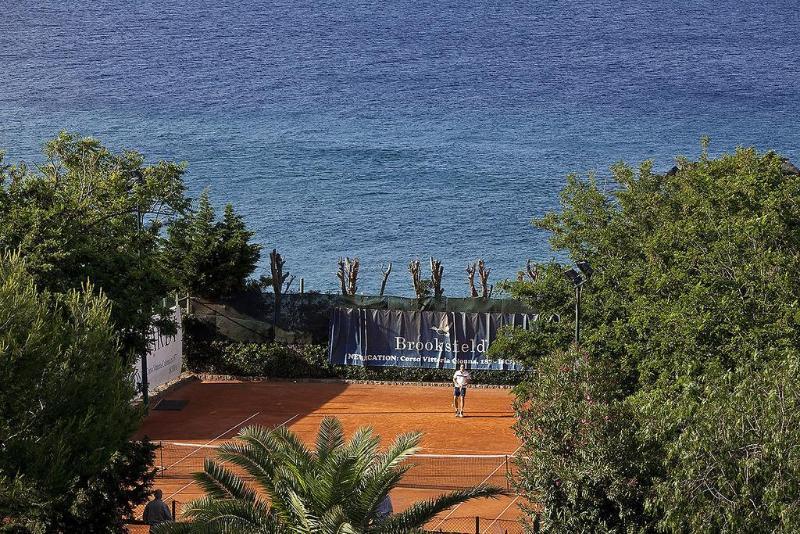 Grand Il Moresco Hotel 5*